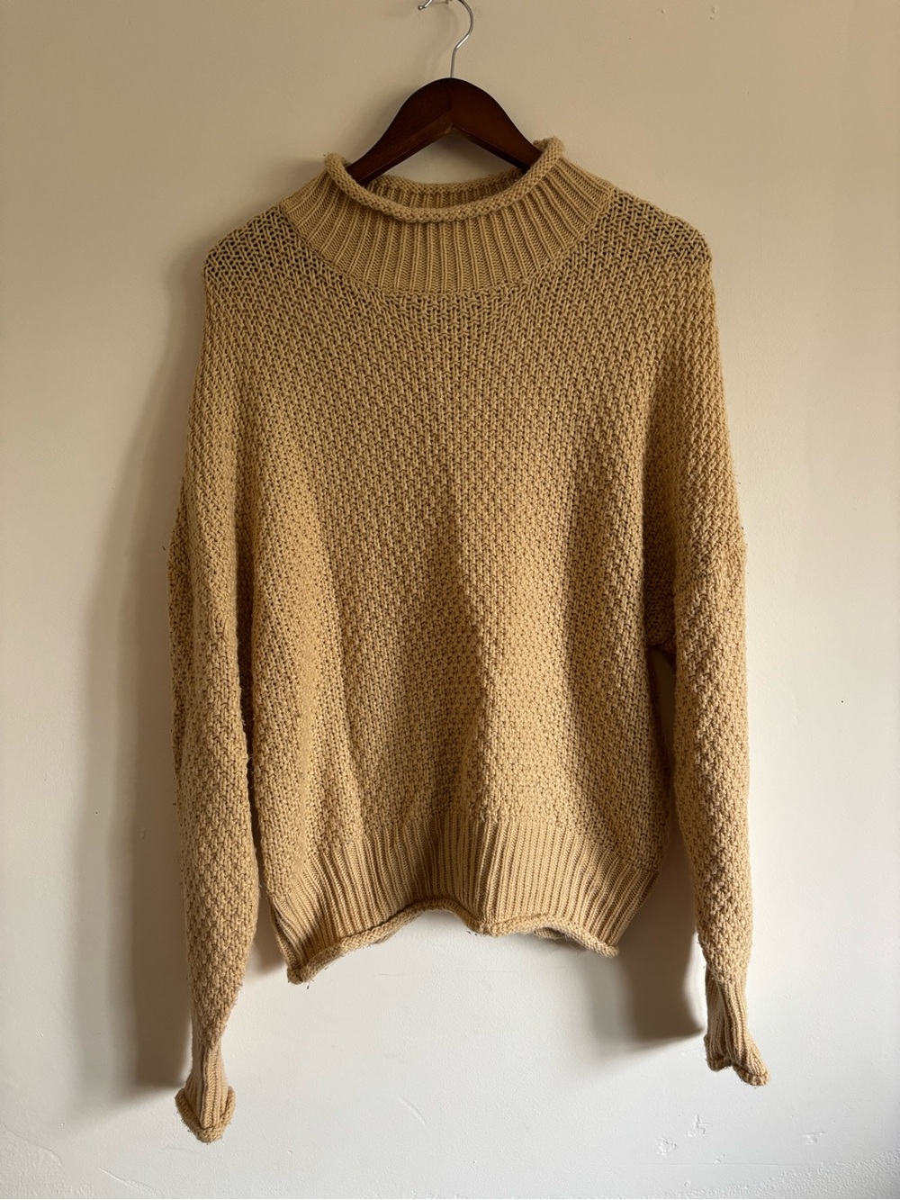 Cozy Chunky Knit Women's Sweater in Camel